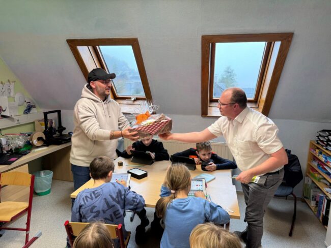 PHOTO-2025-11-18-06-09-03 3